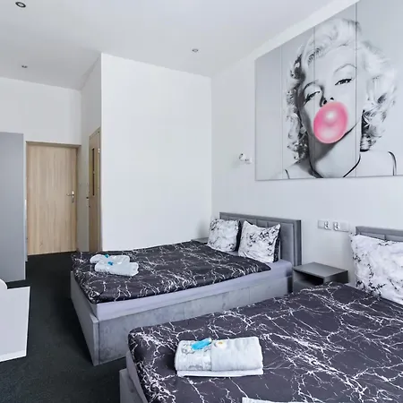 70s Business Bed & Breakfast Krakau
