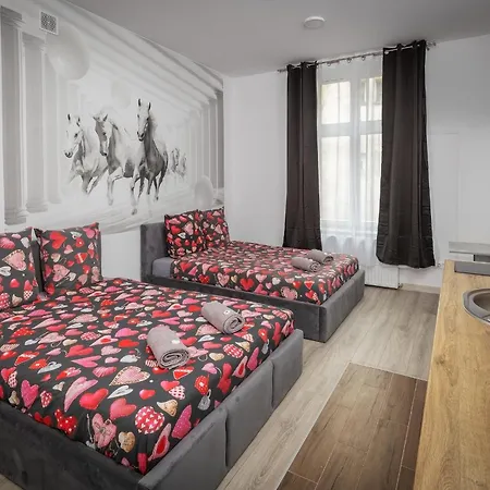 70s Business Bed & Breakfast Krakov