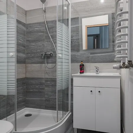 70s Business 3* Krakov